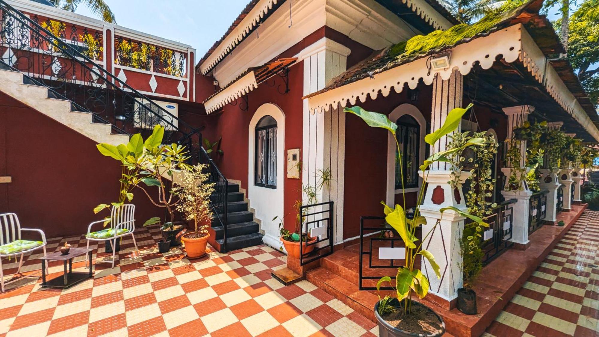 The First House By V3Homestay 4Bhk Private Pool Calangute Eksteriør billede