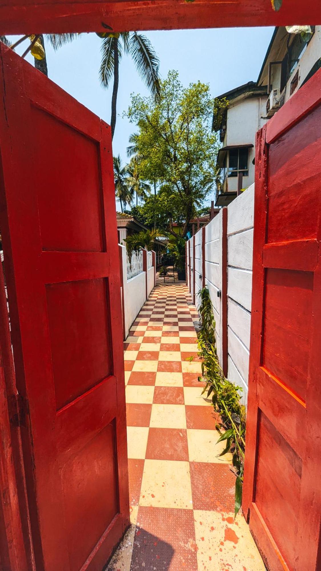 The First House By V3Homestay 4Bhk Private Pool Calangute Eksteriør billede