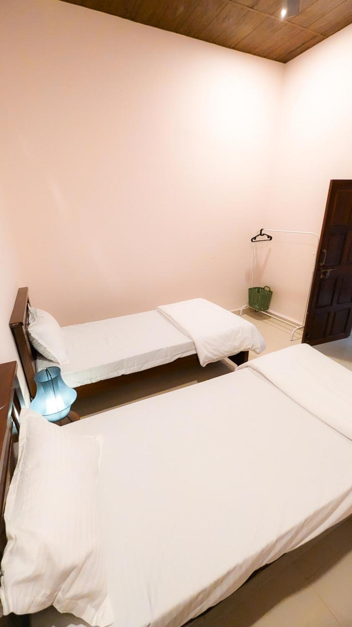 The First House By V3Homestay 4Bhk Private Pool Calangute Eksteriør billede